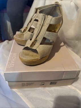 Michael Kors Natural Beige Espadrille Wedge Sandals with Gold Zipper